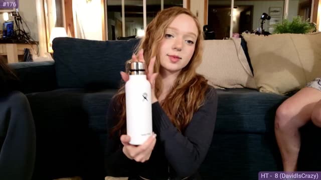 Gallery image thumbnail from Fiona's myfreecams stream on, 05/29/2024, 09:24 image 1 of 20