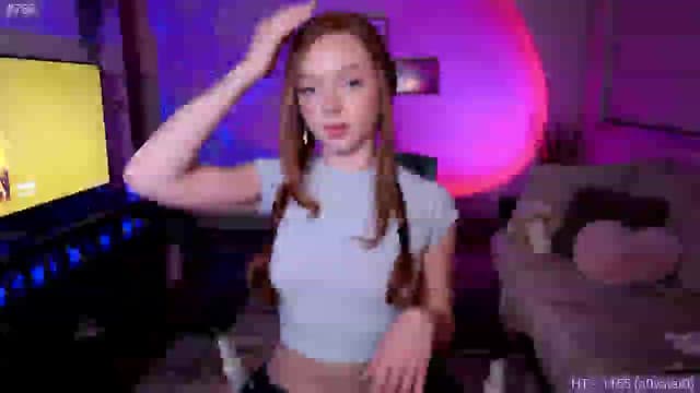 Gallery image thumbnail from Fiona's myfreecams stream on, 06/07/2024, 08:02 image 18 of 20