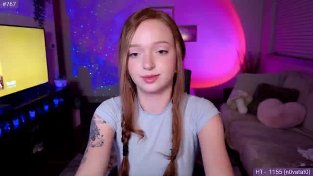 Gallery image thumbnail from Fiona's myfreecams stream on, 06/07/2024, 08:02 image 17 of 20
