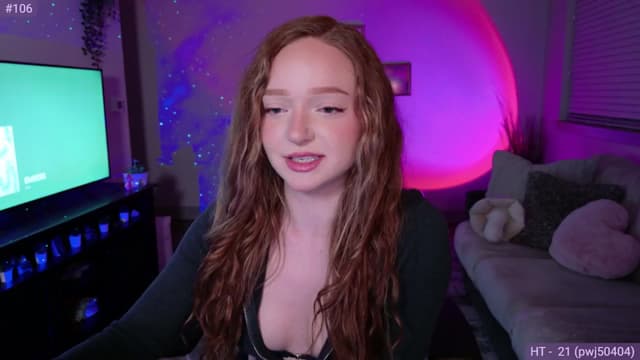 Gallery image thumbnail from Fiona's myfreecams stream on, 07/09/2024, 10:35 image 2 of 20