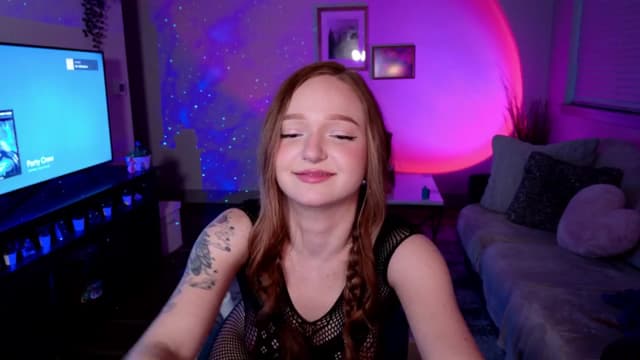 Gallery image thumbnail from Fiona's myfreecams stream on, 07/14/2024, 11:38 image 4 of 20