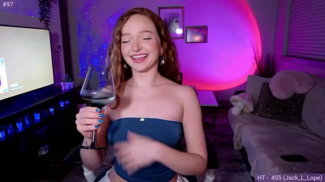 Gallery image thumbnail from Fiona's myfreecams stream on, 07/19/2024, 09:58 image 5 of 20