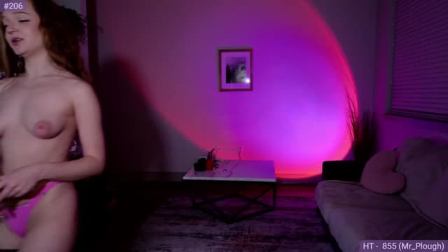 Gallery image thumbnail from Fiona's myfreecams stream on, 08/10/2024, 11:15 image 19 of 20