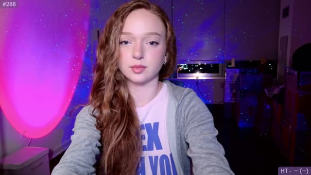 Gallery image thumbnail from Fiona's myfreecams stream on, 09/03/2024, 10:01 image 1 of 20