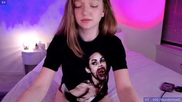 Gallery image thumbnail from Fiona's myfreecams stream on, 10/03/2024, 05:38 image 8 of 20