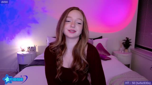Gallery image thumbnail from Fiona's myfreecams stream on, 12/18/2024, 07:16 image 10 of 20