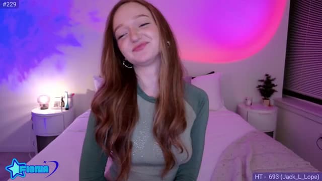 Gallery image thumbnail from Fiona's myfreecams stream on, 01/06/2025, 10:03 image 13 of 20