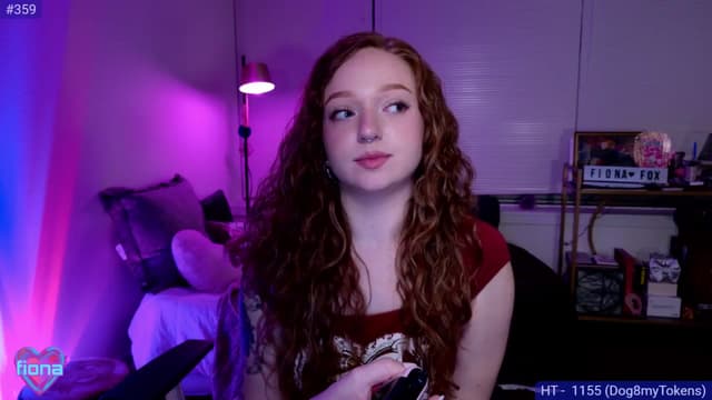 Gallery image thumbnail from Fiona's myfreecams stream on, 05/21/2025, 09:15 image 12 of 20