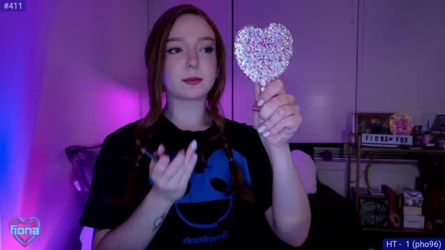 Gallery image thumbnail from Fiona's myfreecams stream on, 05/28/2025, 08:30 image 1 of 20
