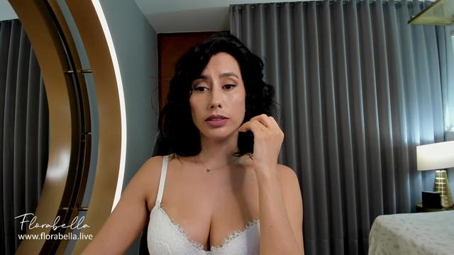 Gallery image thumbnail from Florabella's myfreecams stream on, 12/02/2023, 02:00 image 5 of 20