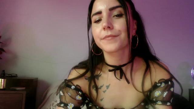 Gallery image thumbnail from Goddess_Lx's myfreecams stream on, 08/26/2023, 01:08 image 11 of 20