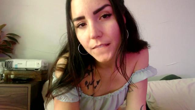 Gallery image thumbnail from Goddess_Lx's myfreecams stream on, 01/26/2024, 17:47 image 19 of 20