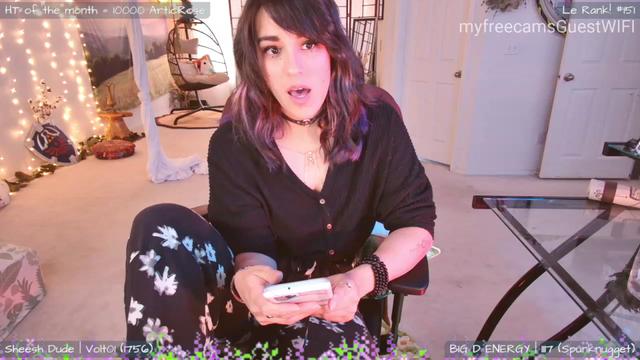 Gallery image thumbnail from GuestWIFI's myfreecams stream on, 06/17/2023, 02:07 image 14 of 20