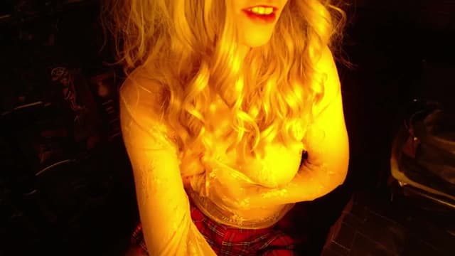Gallery image thumbnail from H0NEY's myfreecams stream on, 12/20/2025, 05:40 image 8 of 20