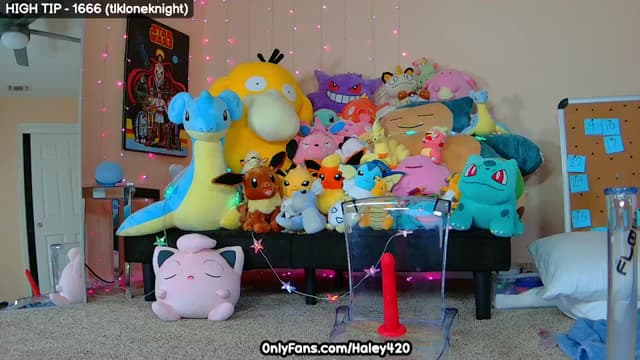 Gallery image thumbnail from HALEY's myfreecams stream on, 02/04/2024, 07:44 image 13 of 20