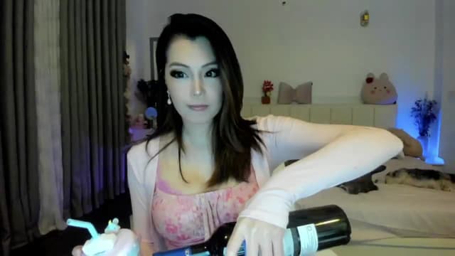 Gallery image thumbnail from Haru_'s myfreecams stream on, 09/26/2025, 05:42 image 4 of 20