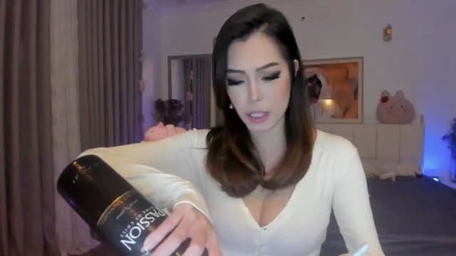 Gallery image thumbnail from Haru_'s myfreecams stream on, 11/08/2025, 05:26 image 11 of 20