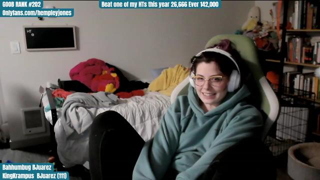 Gallery image thumbnail from Hempley's myfreecams stream on, 12/21/2023, 03:30 image 2 of 20