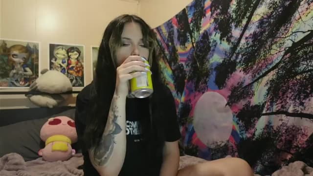 Gallery image thumbnail from Hxzel's myfreecams stream on, 07/03/2024, 04:11 image 6 of 20