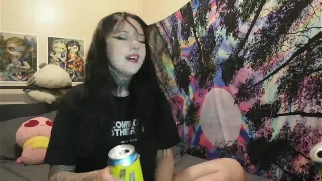 Gallery image thumbnail from Hxzel's myfreecams stream on, 07/03/2024, 06:14 image 13 of 20