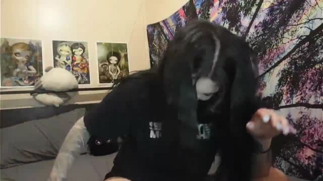 Gallery image thumbnail from Hxzel's myfreecams stream on, 07/03/2024, 07:51 image 18 of 20