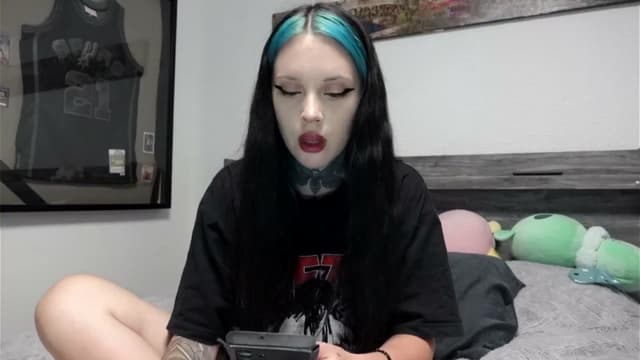 Gallery image thumbnail from Hxzel's myfreecams stream on, 06/23/2025, 01:41 image 4 of 20