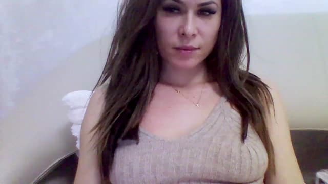 Gallery image thumbnail from Isa__'s myfreecams stream on, 11/27/2022, 20:54 image 1 of 20