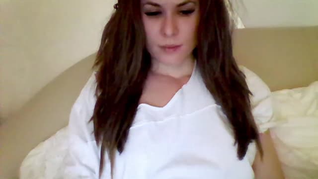 Gallery image thumbnail from Isa__'s myfreecams stream on, 12/29/2022, 19:29 image 4 of 20