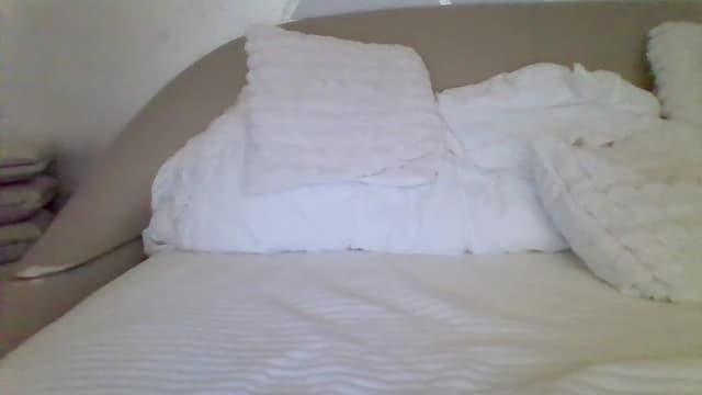 Gallery image thumbnail from Isa__'s myfreecams stream on, 12/29/2022, 19:29 image 17 of 20