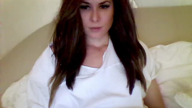 Gallery image thumbnail from Isa__'s myfreecams stream on, 12/29/2022, 19:29 image 11 of 20