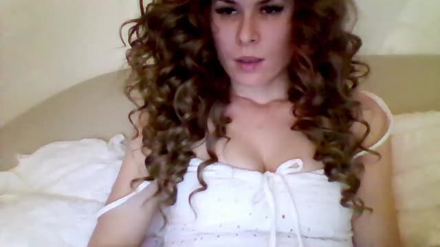 Gallery image thumbnail from Isa__'s myfreecams stream on, 12/30/2022, 21:52 image 1 of 20
