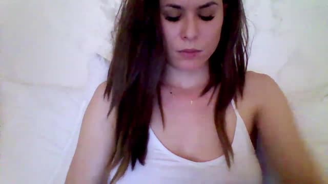 Gallery image thumbnail from Isa__'s myfreecams stream on, 02/12/2023, 16:23 image 4 of 20