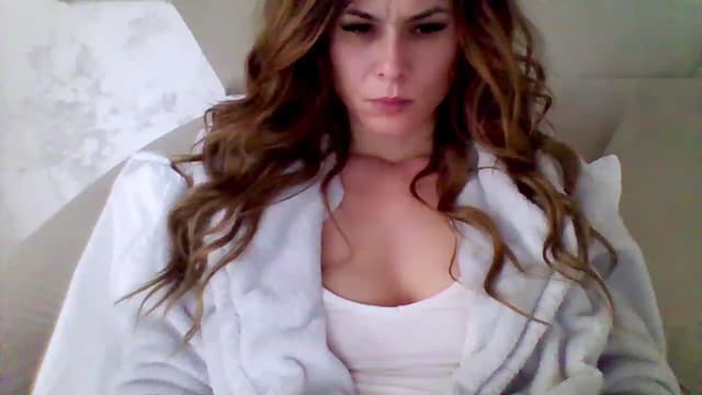 Gallery image thumbnail from Isa__'s myfreecams stream on, 03/05/2023, 13:52 image 3 of 20