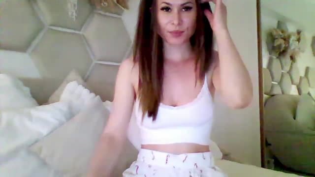 Gallery image thumbnail from Isa__'s myfreecams stream on, 06/14/2023, 16:51 image 18 of 20