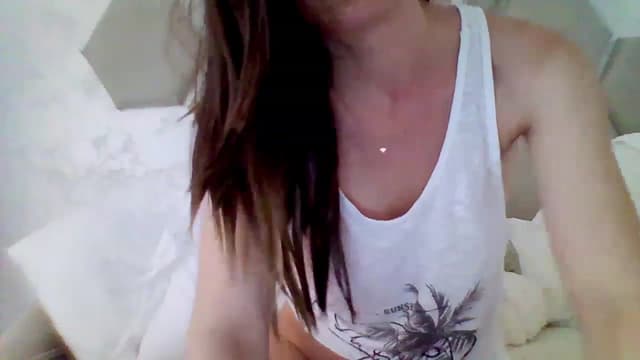 Gallery image thumbnail from Isa__'s myfreecams stream on, 06/23/2023, 08:36 image 18 of 20