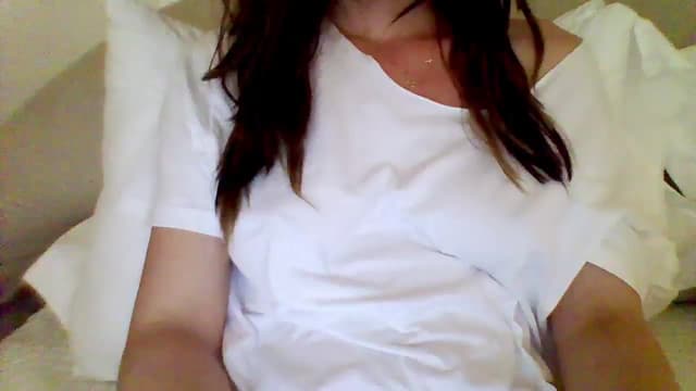 Gallery image thumbnail from Isa__'s myfreecams stream on, 07/26/2023, 20:39 image 8 of 20