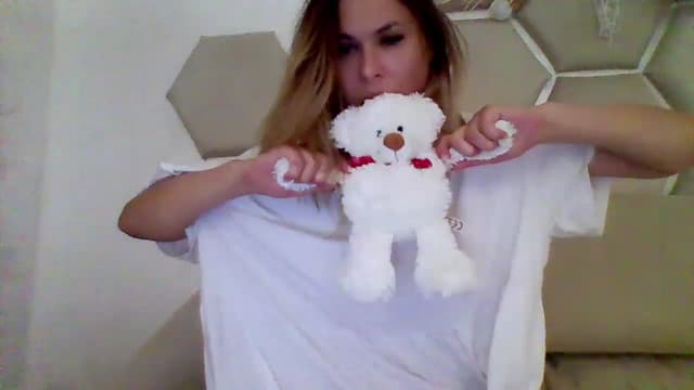 Gallery image thumbnail from Isa__'s myfreecams stream on, 08/26/2023, 22:39 image 19 of 20