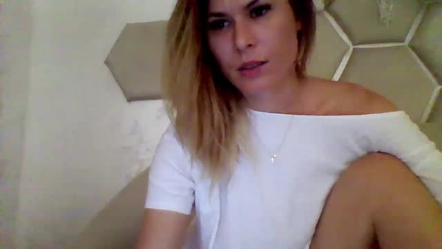 Gallery image thumbnail from Isa__'s myfreecams stream on, 08/26/2023, 23:27 image 20 of 20