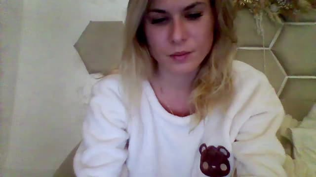 Gallery image thumbnail from Isa__'s myfreecams stream on, 10/22/2023, 21:41 image 20 of 20