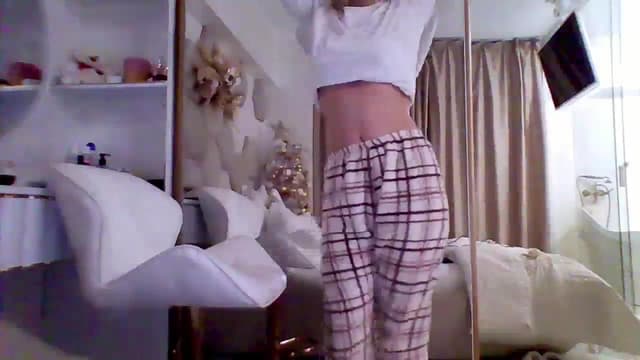 Gallery image thumbnail from Isa__'s myfreecams stream on, 11/24/2023, 20:15 image 9 of 20