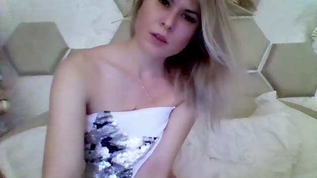 Gallery image thumbnail from Isa__'s myfreecams stream on, 11/26/2023, 21:45 image 20 of 20