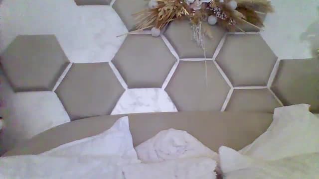 Gallery image thumbnail from Isa__'s myfreecams stream on, 12/03/2023, 22:35 image 20 of 20