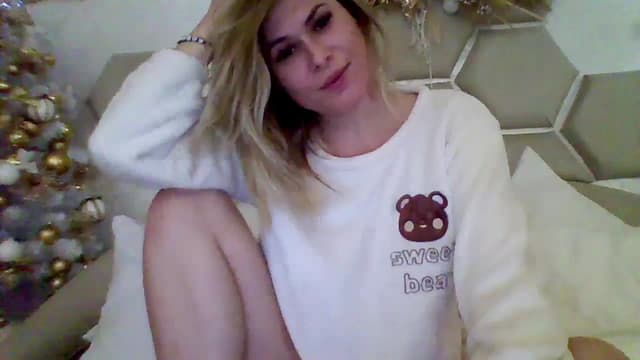 Gallery image thumbnail from Isa__'s myfreecams stream on, 01/14/2024, 21:34 image 13 of 20