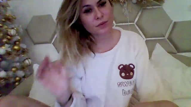 Gallery image thumbnail from Isa__'s myfreecams stream on, 01/14/2024, 21:34 image 12 of 20