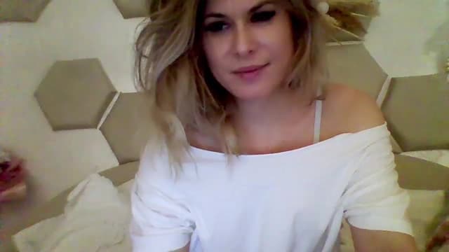 Gallery image thumbnail from Isa__'s myfreecams stream on, 01/27/2024, 22:20 image 1 of 20