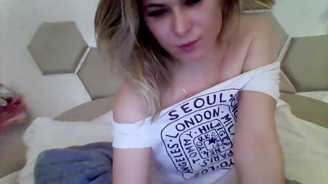 Gallery image thumbnail from Isa__'s myfreecams stream on, 03/16/2024, 21:46 image 9 of 20