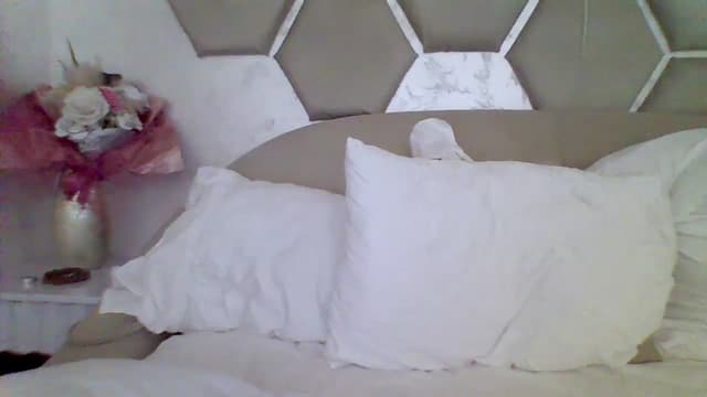 Gallery image thumbnail from Isa__'s myfreecams stream on, 11/09/2024, 22:20 image 15 of 20
