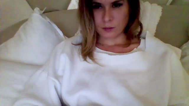 Gallery image thumbnail from Isa__'s myfreecams stream on, 11/16/2024, 20:02 image 15 of 20