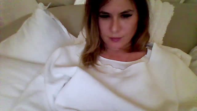 Gallery image thumbnail from Isa__'s myfreecams stream on, 11/16/2024, 20:02 image 20 of 20