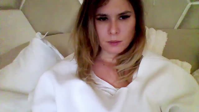 Gallery image thumbnail from Isa__'s myfreecams stream on, 11/16/2024, 20:02 image 8 of 20